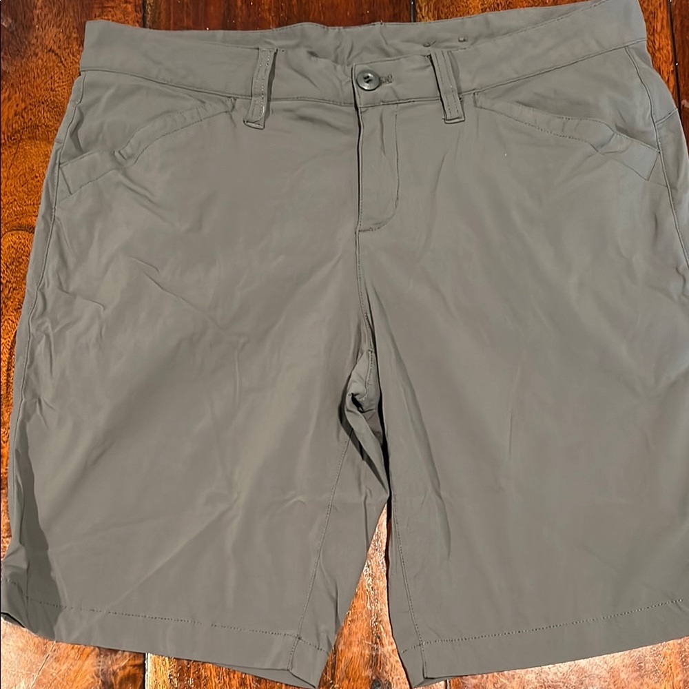Gray Casual Bermuda Shorts  size 10